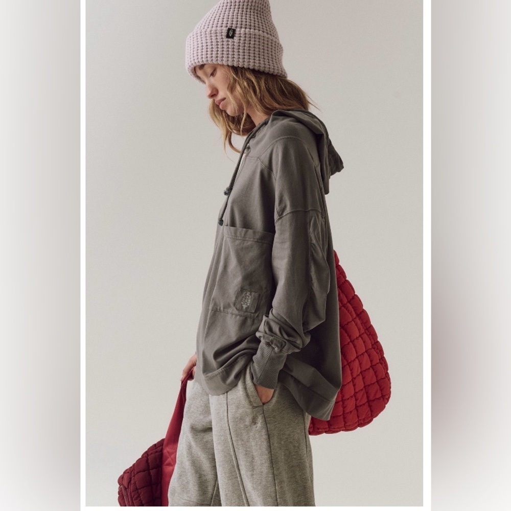 Free People X FP Movement Hot Shot Hooded Layer in Gunmetal NWT - Picture 2 of 3